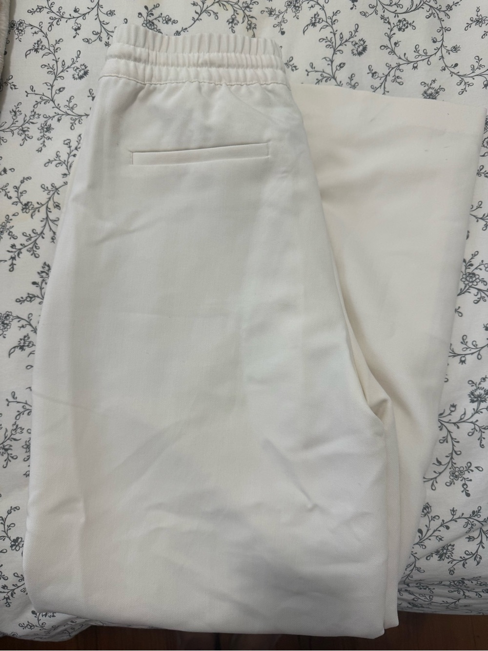Cream Banana Republic Drawstring Trouser